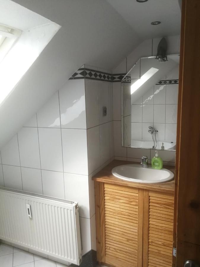 Fachwerk Sg Apartment Solingen Bagian luar foto
